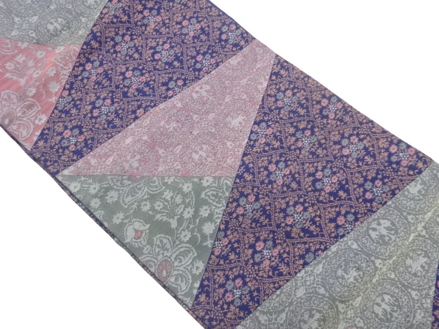 JAPANESE KIMONO / KIRIFUKAME-STYLE FLOWERS / GRASSES / ROUNDED PATTERN